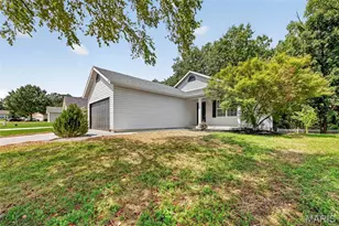1035 Providence Pointe Dr, Wentzville, MO 63385 - Photo 2