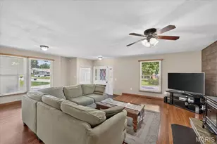 17 Glenna Dr, Saint Peters, MO 63376 - Photo 6