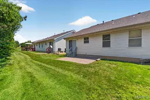 4917 Hurstborough Ct, Hazelwood, MO 63042 - Photo 24