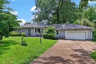 127 Applegate Ln, Ballwin, MO 63011 - Photo 2
