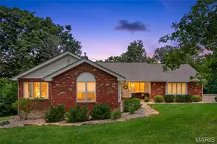 29 Greenview Dr, Defiance, MO 63341 - Photo 1