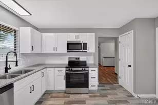 1688 Knightwood Ln, O'Fallon, MO 63366 - Photo 6
