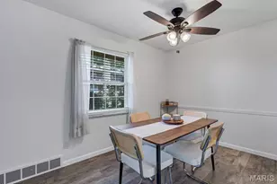 6935 Colonial Woods Dr, Saint Louis, MO 63129 - Photo 6
