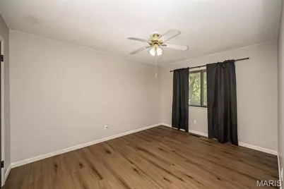 11063 Thousand Oaks Drive, Saint Louis, MO 63136 - Photo 18