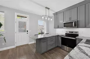 4051 Botanical Ave, Saint Louis, MO 63110 - Photo 12