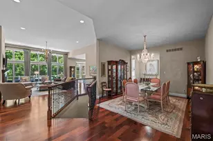 195 Kendall Bluff Ct, Chesterfield, MO 63017 - Photo 4