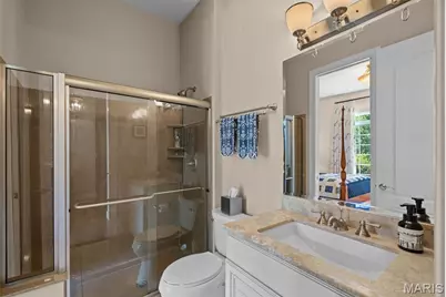 195 Kendall Bluff Court, Chesterfield, MO 63017 - Photo 20