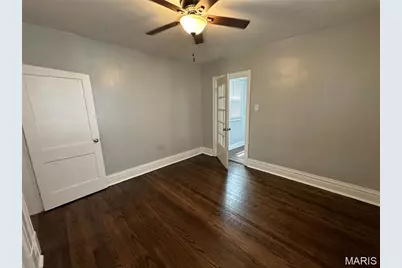 4950 Lindenwood Avenue #1st Floor, Saint Louis, MO 63109 - Photo 10