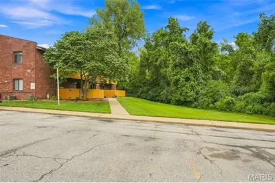 1190 Calley Drive #A, Saint Louis, MO 63125 - Photo 20