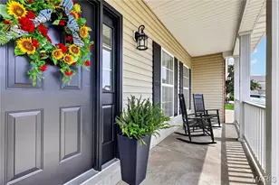 931 Lindmark Dr, Wentzville, MO 63385 - Photo 2