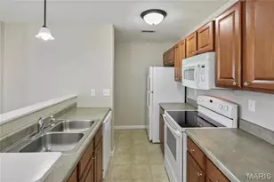 280 Stonewall Creek Dr, Dardenne Prairie, MO 63368 - Photo 6
