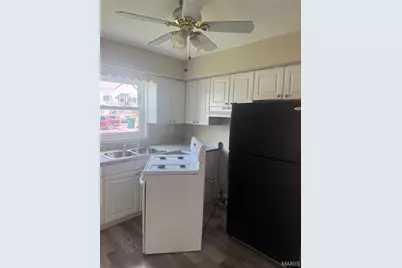 5316 Colton Drive, Normandy, MO 63121 - Photo 4