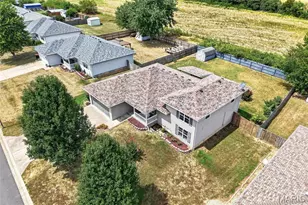 1325 Nathaniel Dr, Lebanon, MO 65536 - Photo 2