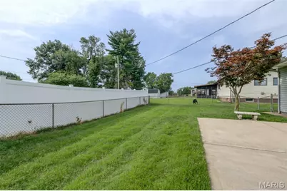 1420 Bobolink Drive, Florissant, MO 63031 - Photo 44