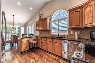 4528 Southridge Pines Dr, Unincorporated, MO 63128 - Photo 8