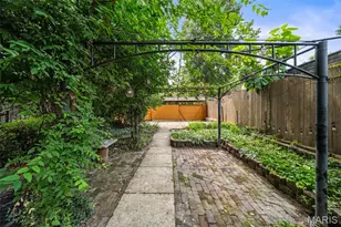 2012 Victor St, Saint Louis, MO 63104 - Photo 48