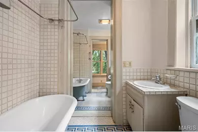 2012 Victor Street, Saint Louis, MO 63104 - Photo 42