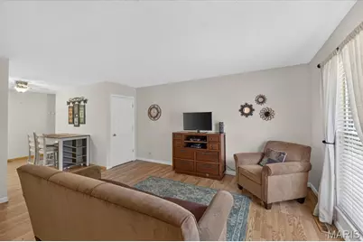 1744 Round Robin Court, Saint Louis, MO 63146 - Photo 8