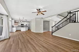 866 Boulder Crest Ct, Eureka, MO 63025 - Photo 6