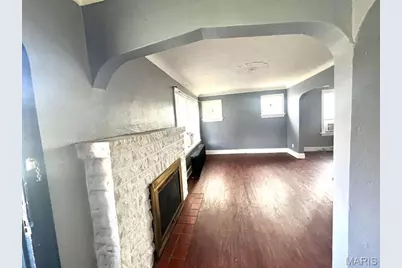 9420 Everman Avenue, Saint Louis, MO 63114 - Photo 2