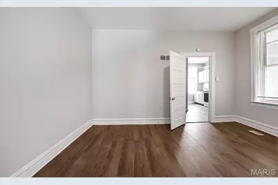 3307 Winnebago Street, Saint Louis, MO 63118 - Photo 8