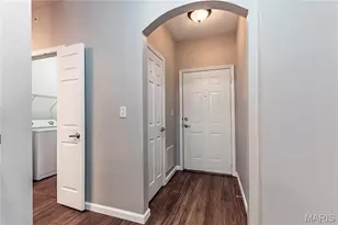 25 Kassebaum Ln, Mehlville, MO 63129 - Photo 2