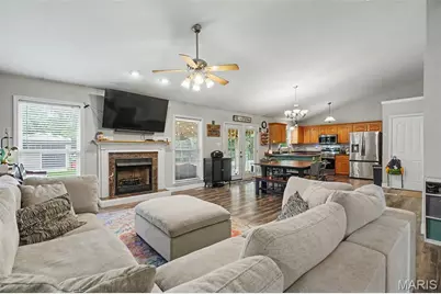 4483 Mockingbird Lane, Hillsboro, MO 63050 - Photo 8