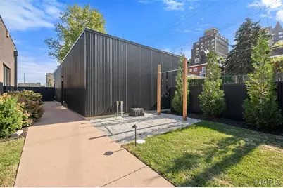 3738 Olive Street, Saint Louis, MO 63108 - Photo 60