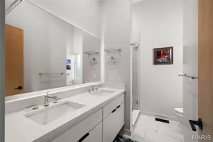 3738 Olive St, Saint Louis, MO 63108 - Photo 40
