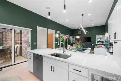 3738 Olive Street, Saint Louis, MO 63108 - Photo 16