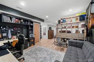 3738 Olive St, Saint Louis, MO 63108 - Photo 46