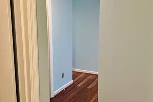 590 Sarah Ln, Saint Louis, MO 63141 - Photo 12