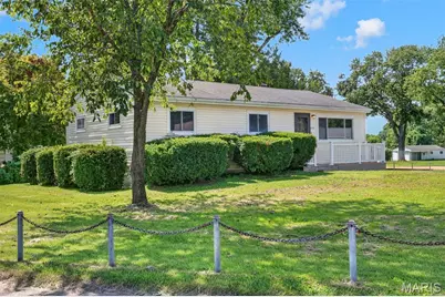 1180 Elder Drive, Florissant, MO 63033 - Photo 2