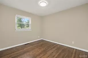 1220 Estes Dr, Florissant, MO 63031 - Photo 6