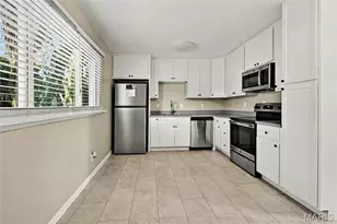1220 Estes Dr, Florissant, MO 63031 - Photo 4