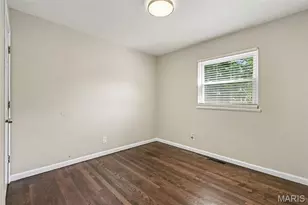 1220 Estes Dr, Florissant, MO 63031 - Photo 8