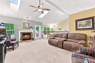 55 Treeshade Ct, Saint Peters, MO 63376 - Photo 8