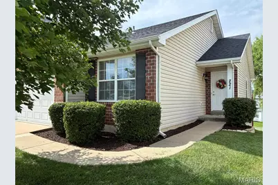221 Stone Run Boulevard, Wentzville, MO 63385 - Photo 4