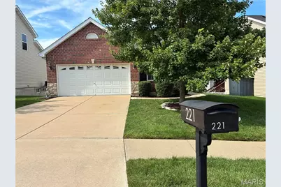 221 Stone Run Boulevard, Wentzville, MO 63385 - Photo 1