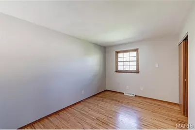 2826 Glade Avenue, Jennings, MO 63136 - Photo 18