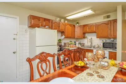 6941 Colonial Woods Drive #27, Saint Louis, MO 63129 - Photo 10