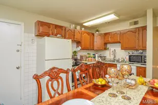 6941 Colonial Woods Dr, Saint Louis, MO 63129 - Photo 10
