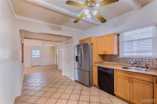 3325 Norma Ct, Saint Louis, MO 63139 - Photo 8