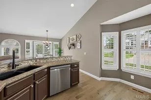 41 Old Yorktown Ct, Wentzville, MO 63385 - Photo 16