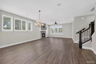11201 Talamore Cir, Frontenac, MO 63131 - Photo 8