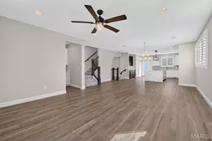 11201 Talamore Cir, Frontenac, MO 63131 - Photo 10