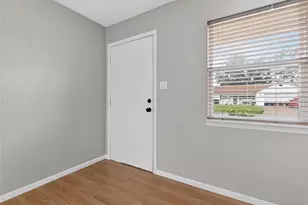 405 Prince Ruppert Dr, O'Fallon, MO 63366 - Photo 8