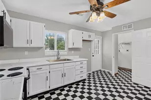 405 Prince Ruppert Dr, O'Fallon, MO 63366 - Photo 16