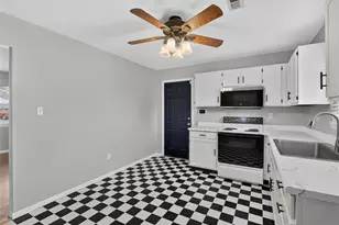 405 Prince Ruppert Dr, O'Fallon, MO 63366 - Photo 14