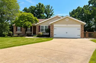 728 Wisdom Ct, Fenton, MO 63026 - Photo 2